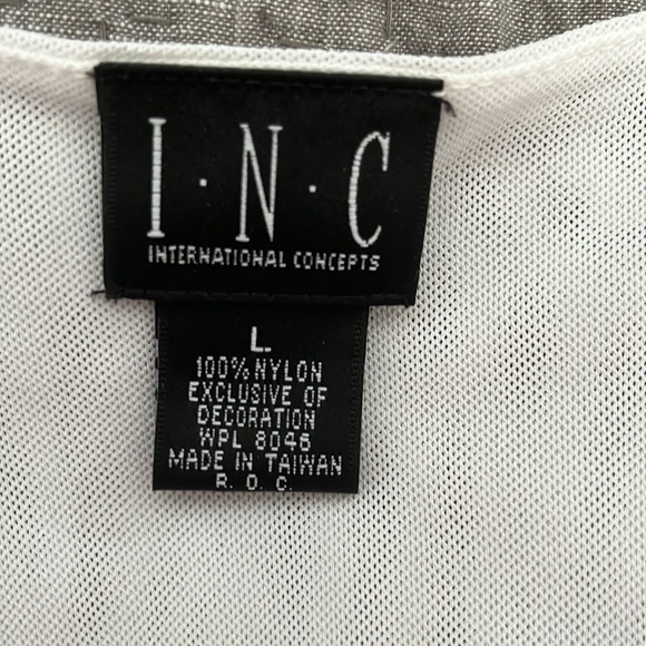 I.N.C. Embroidered Pink Floral Long Sleeve Top | lightweight | Tie in back - Picture 2 of 4